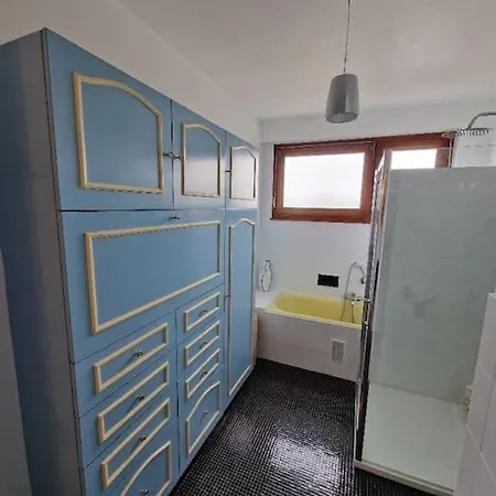 Au Beau Voyage A 2 Pas Des Thermes Apartment